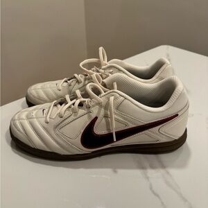 Nike Gato (Men’s)